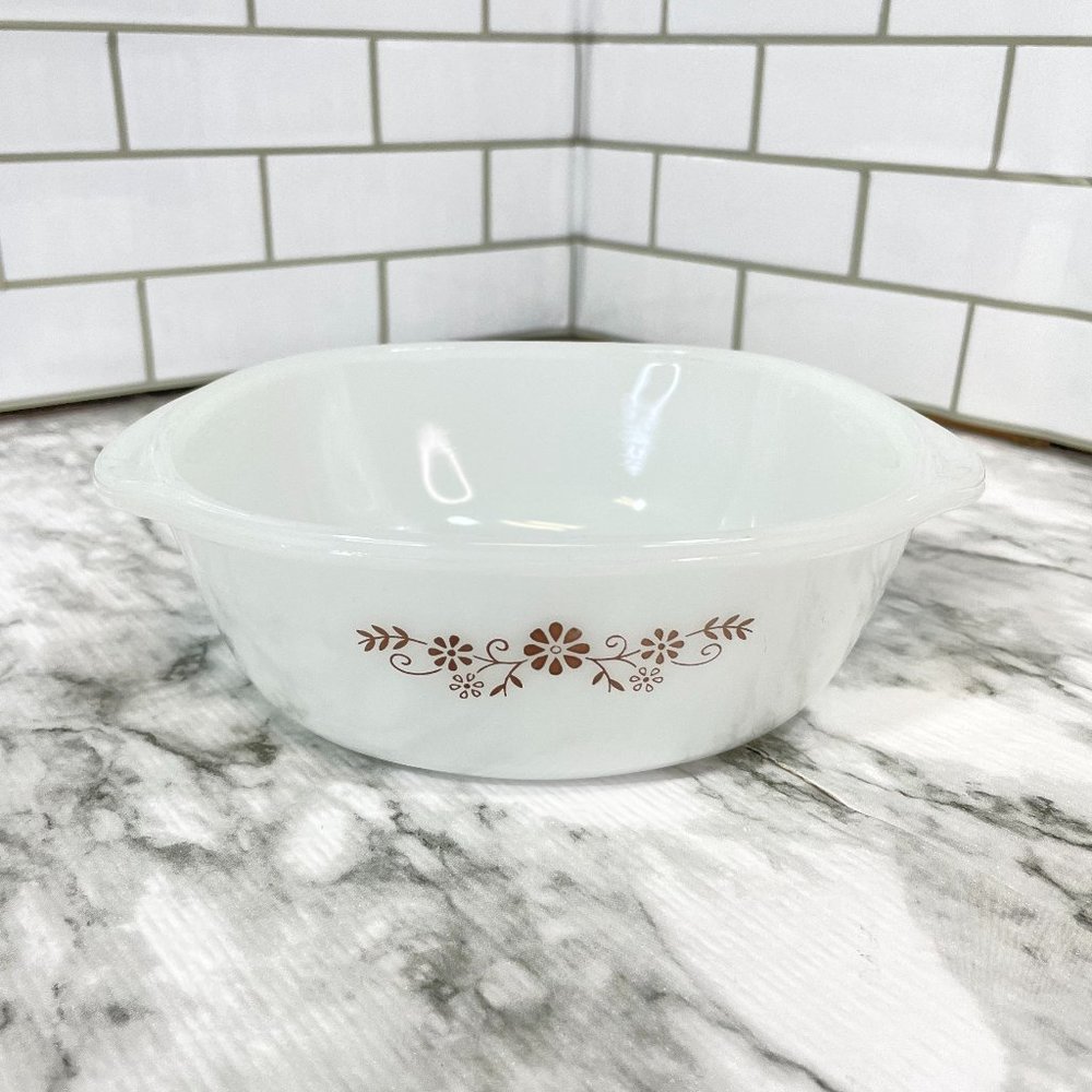 Vintage Dynaware Pyr-o-rey Brown Daisy Flower Square Casserole Dish Milk Glass